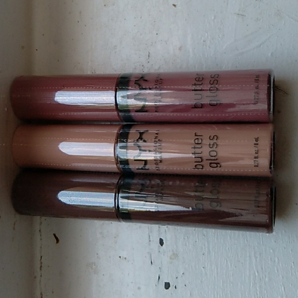 $15 💋NYX 3pc Butter Gloss bundle - Picture 3 of 9